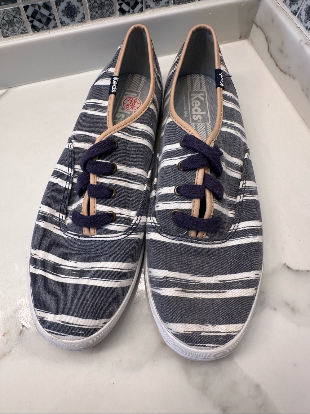 Keds navy white striped sneakers tennis shoes  8 worn only one time